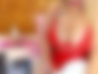 Live cam show with Esperanza Miller - Shaved Pussy Mature on Camsoda