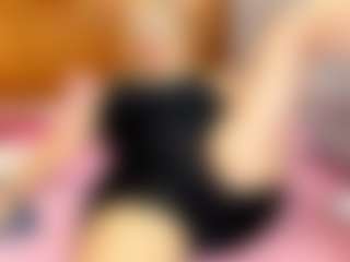 Live cam show with Esperanza Miller - Blonde Hair on Camsoda