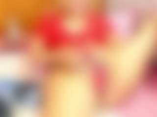 Live cam show with Esperanza Miller - Blonde Hair MILF on Camsoda