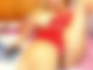 Live cam show with Esperanza Miller - Athletic MILF on Dolls Live