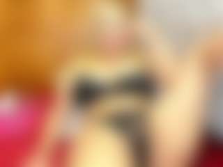 Live cam show with Esperanza Miller - Spank Mature on Milfs Live