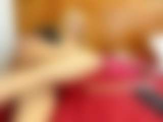 Live cam show with Esperanza Miller - Bedroom Mature on Camsoda