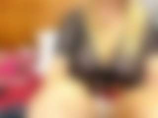 Live cam show with Esperanza Miller - Anal MILF on Camsoda Late Night