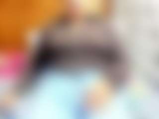 Live cam show with Esperanza Miller - Blonde Hair on Fling VIP Chat