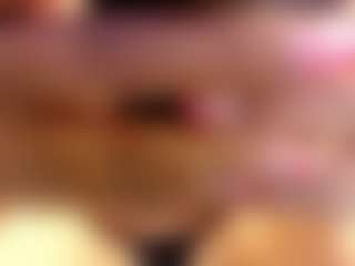 Live cam show with Esperanza Miller - Shaved Pussy on Camsoda