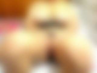 Live cam show with Esperanza Miller - Middle Aged on Milfs Live