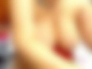 Live cam show with Esperanza Miller - Mature MILF on live18s.com