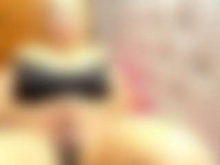 Live cam show with Esperanza Miller - Smoking on Camsoda