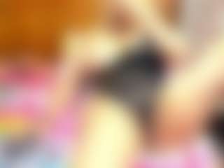 Live cam show with Esperanza Miller - Blonde Hair Curvy on thefappeningchat.com