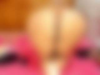 Live cam show with Esperanza Miller - Lovense Middle Aged on Camsoda