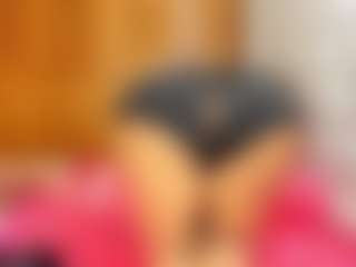 Live cam show with Esperanza Miller - Lush Blonde Hair on Camsoda