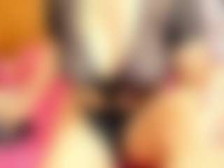 Live cam show with Esperanza Miller - Athletic Middle Aged on Camsoda