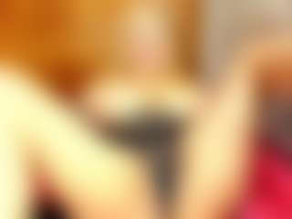 Live cam show with Esperanza Miller - Middle Aged on liverealitysex.com