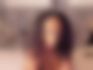 Spettacolo in cam dal vivo con nickytouse - Black Amateur su Camsoda