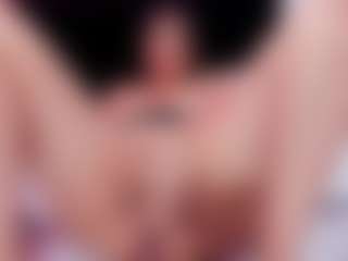 Selenawilliams MILF webcam performer live streaming