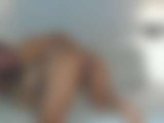 Live cam show with MartinaBianchi - Orgasm on Pornisteam.com