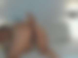 MartinaBianchi's Live Sex Cam Show
