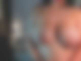 MartinaBianchi's Live Sex Cam Show