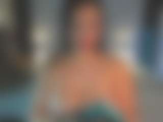 MartinaBianchi's Live Sex Cam Show