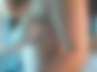 MartinaBianchi's Live Sex Cam Show