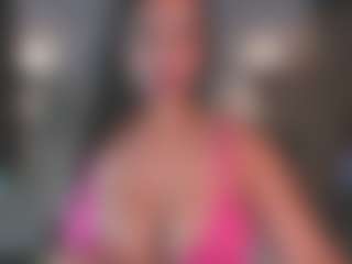 MartinaBianchi's Live Sex Cam Show
