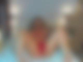 MartinaBianchi's Live Sex Cam Show