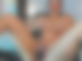 MartinaBianchi's Live Sex Cam Show