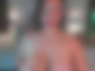 Live cam show with MartinaBianchi - Butt Plug on Cam Slut