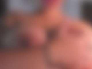 MartinaBianchi's Live Sex Cam Show