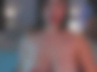 MartinaBianchi's Live Sex Cam Show