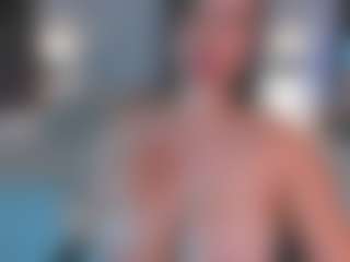 Live cam show with MartinaBianchi - Erotic Dance on chickslive.net