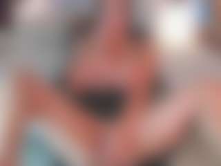 MartinaBianchi's Live Sex Cam Show