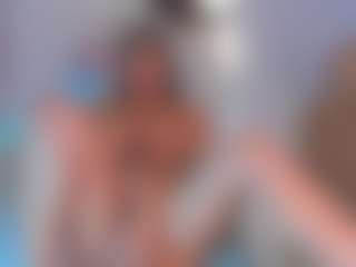 MartinaBianchi's Live Sex Cam Show