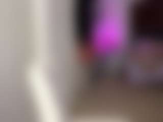 Livys Bedroom FT xenaprin's Live Sex Cam Show