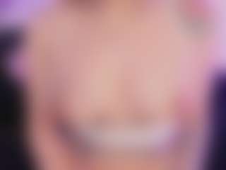 Mia's Live Sex Cam Show