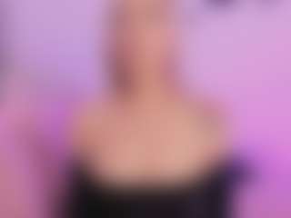 Mia's Live Sex Cam Show