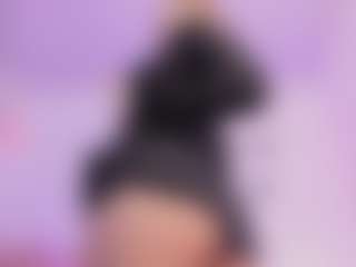 Mia's Live Sex Cam Show