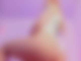Mia's Live Sex Cam Show