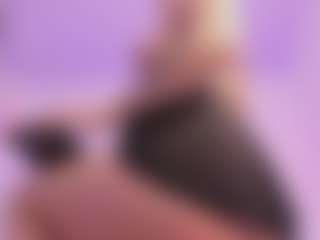 Mia's Live Sex Cam Show