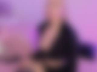 Mia's Live Sex Cam Show
