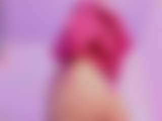 Live cam show with Mia - Squirt Young Adult on Chatstar