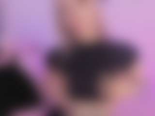 Live cam show with Mia - Oil on liverealitysex.com