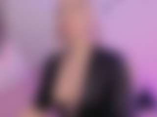 Mia's Live Sex Cam Show