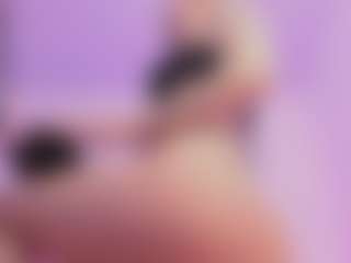Mia's Live Sex Cam Show