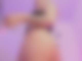 Mia's Live Sex Cam Show