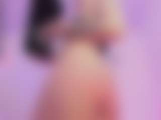 Mia's Live Sex Cam Show