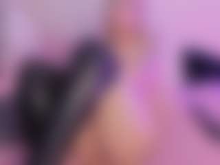 Mia's Live Sex Cam Show