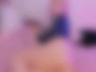 Mia's Live Sex Cam Show