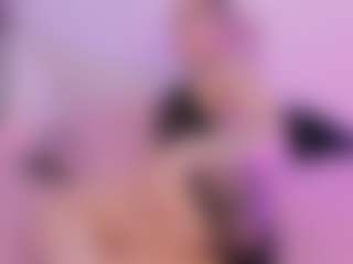 Mia's Live Sex Cam Show