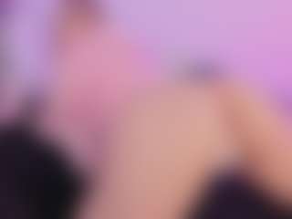 Mia's Live Sex Cam Show
